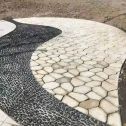 菏泽 黄金麻冰裂纹地铺石工地铺装案例