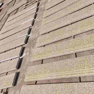 菏泽 黄金麻花岗岩光面楼梯踏步