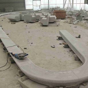 菏泽 芝麻白花岗岩弧形花坛石，坐凳石