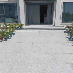 菏泽 芝麻白花岗岩地铺石地面铺装