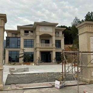 菏泽 黄金麻花岗岩别墅雕花外墙干挂配上门口雕花罗马柱