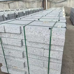 菏泽 白麻花岗岩路沿石，弧形路沿石，道牙石，马路牙子，界石，路缘石，平沿石，直岩石，平缘石等