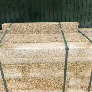 菏泽 黄金麻花岗岩石材机切面栏杆料半成品