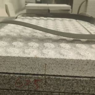 菏泽 芝麻白花岗岩6.0公分荔枝面五轴加工雕刻盲点