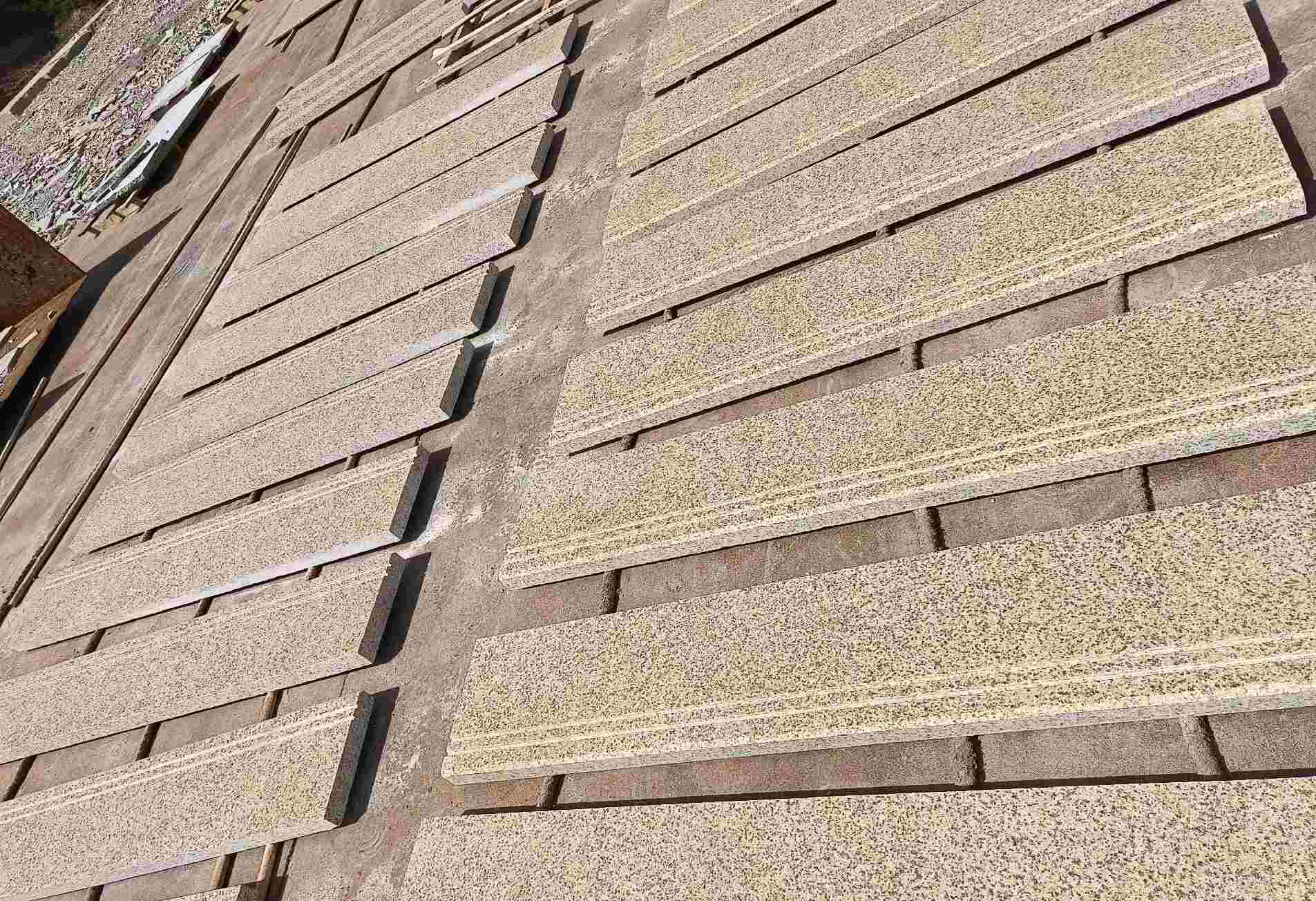 菏泽 黄金麻花岗岩光面楼梯踏步