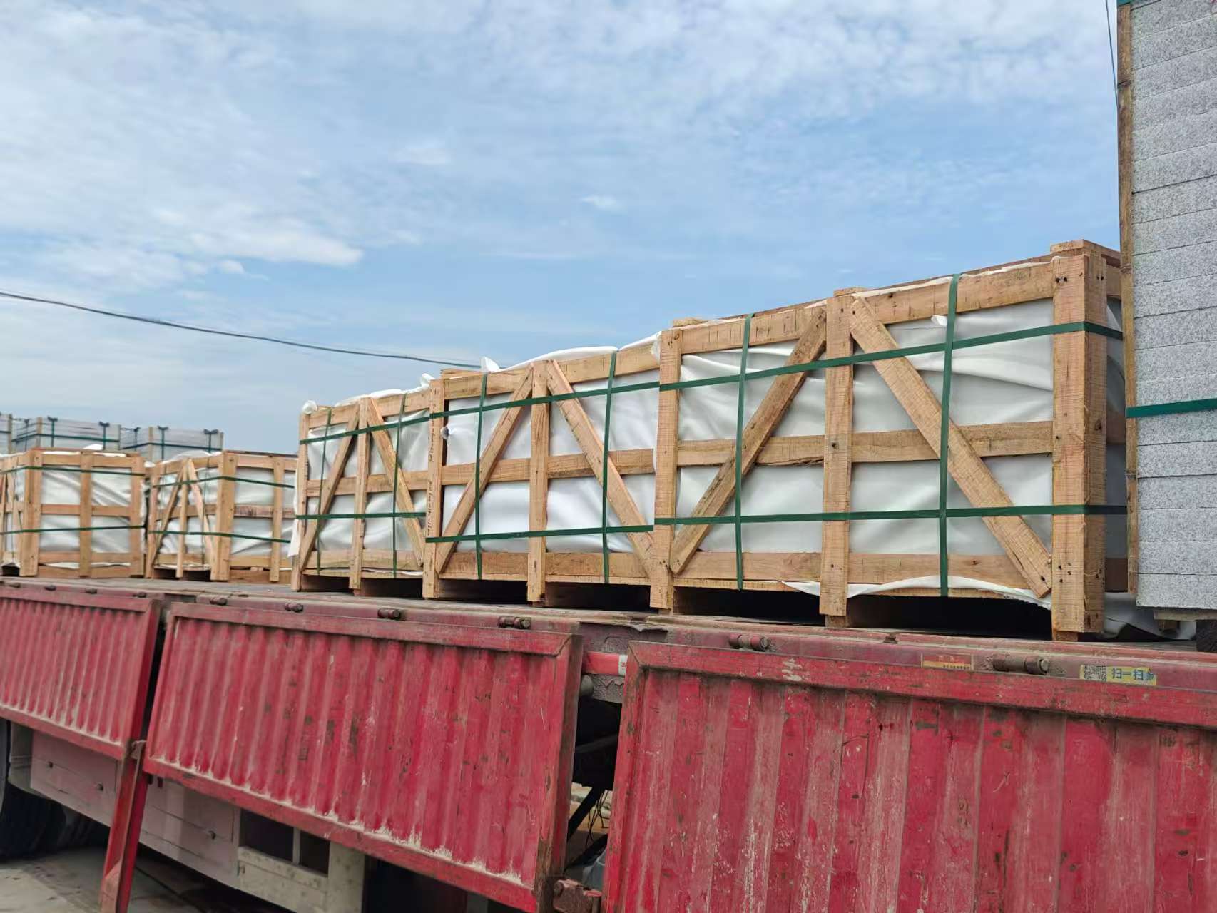 菏泽 芝麻白花岗岩地铺石出口专车-泰国游